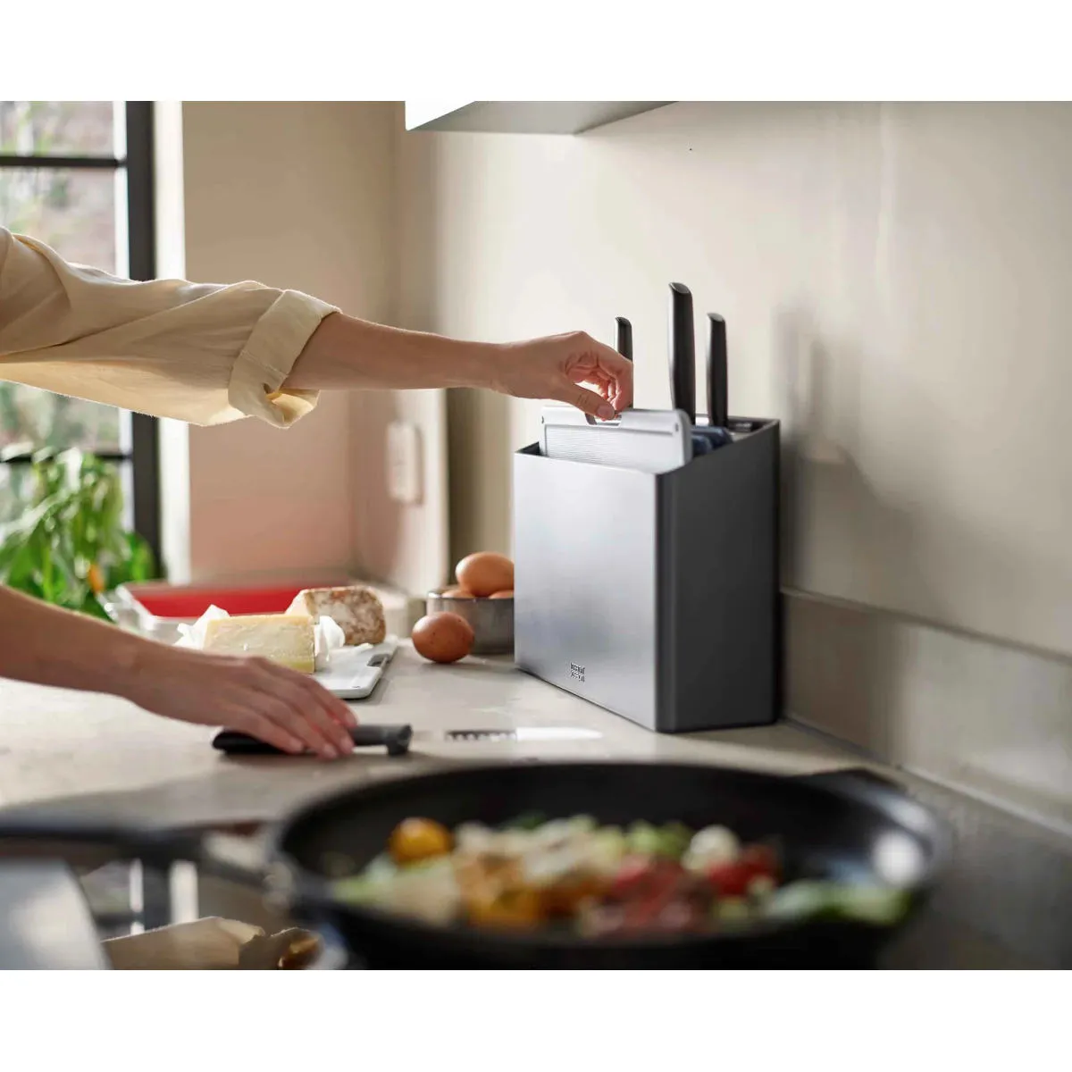 Joseph Joseph Folio Plus Knife & Board Set Grey 8 Piece