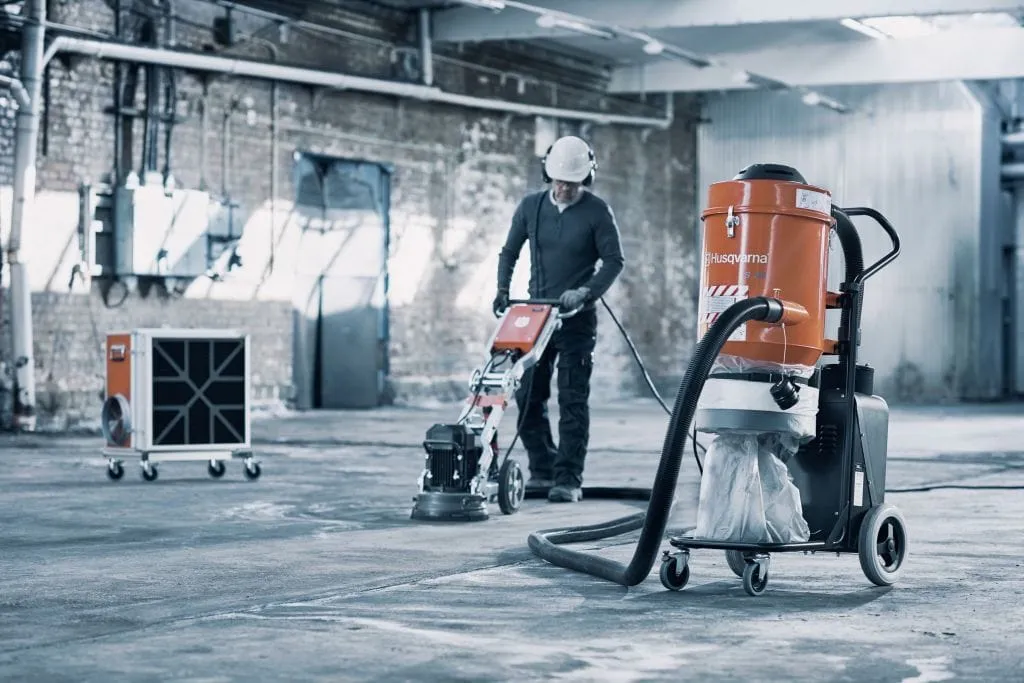 S26 Husqvarna 120V Hepa Dust Extractor Vacuum