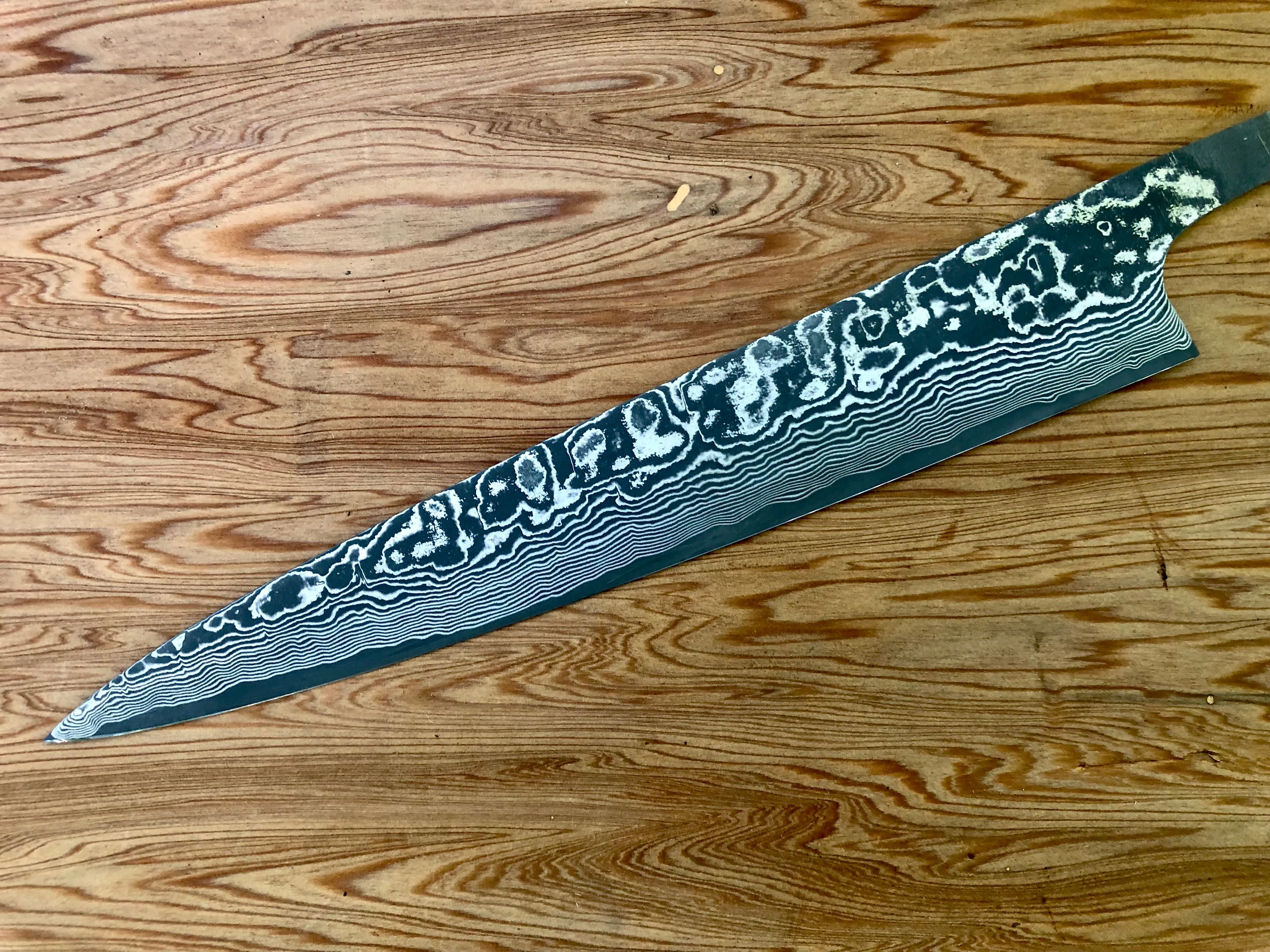 Takashi Saji R2/SG2 Damascus 240 Sujihiki- blade only