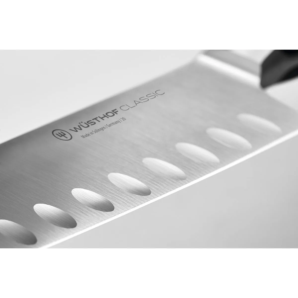 Wusthof Classic Hollow Edge Santoku Knife 17cm